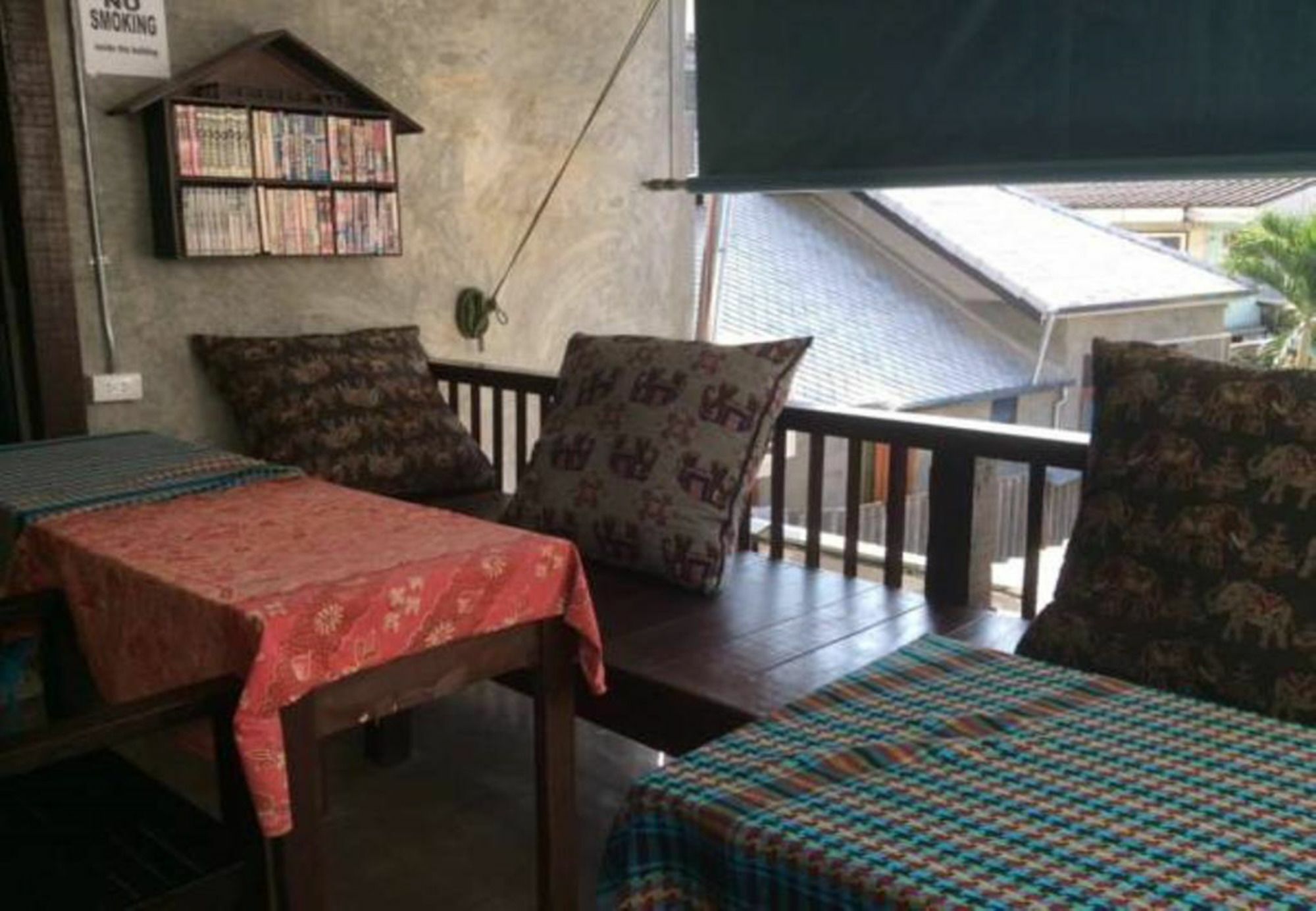 Thapae Backpackers Hostel (Adults Only) Chiang Mai Exterior foto