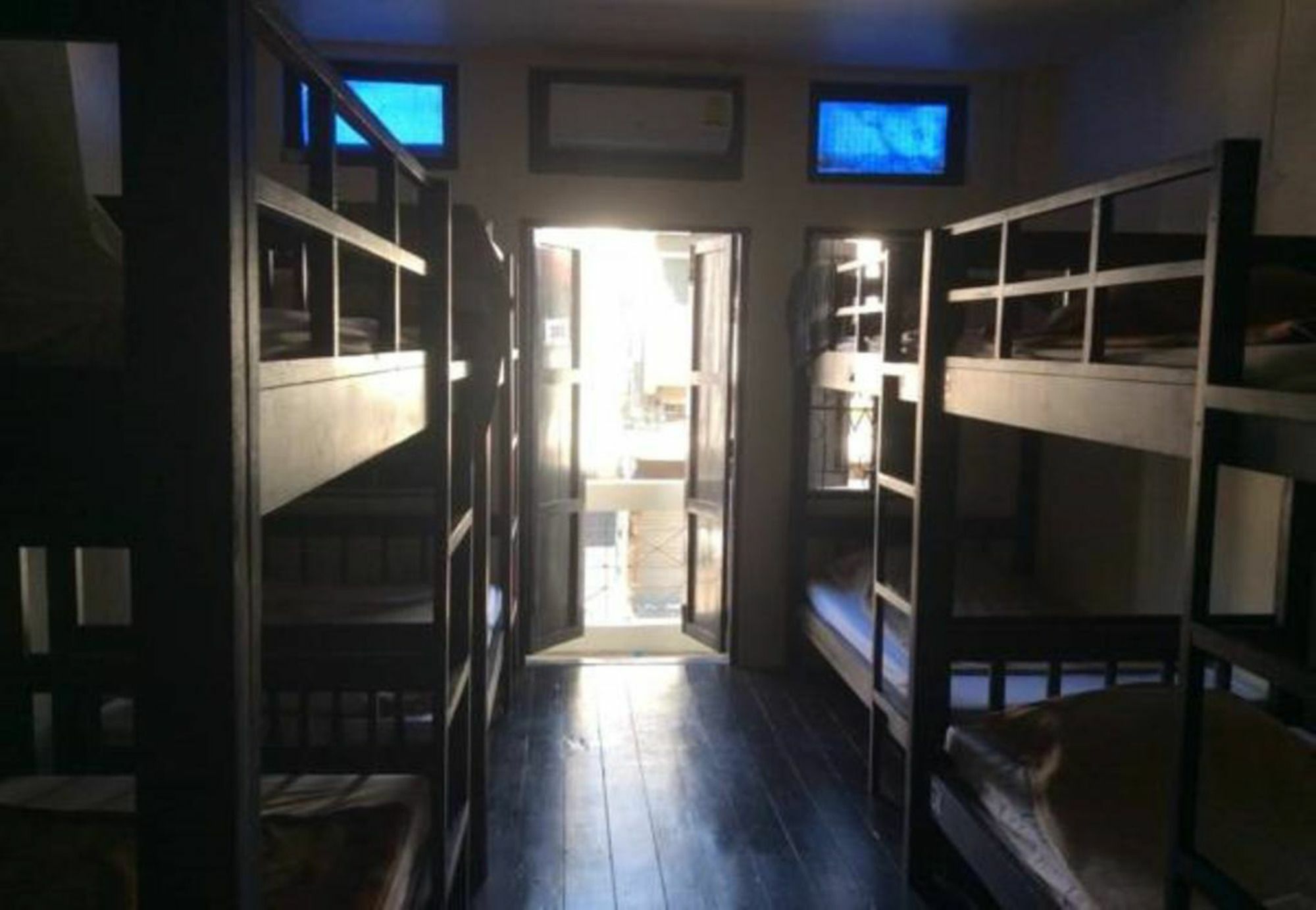 Thapae Backpackers Hostel (Adults Only) Chiang Mai Exterior foto